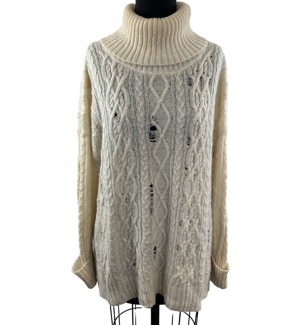 Free People Cream Cable Knit Long Sleeve Pullover Turtleneck Sweater Size M